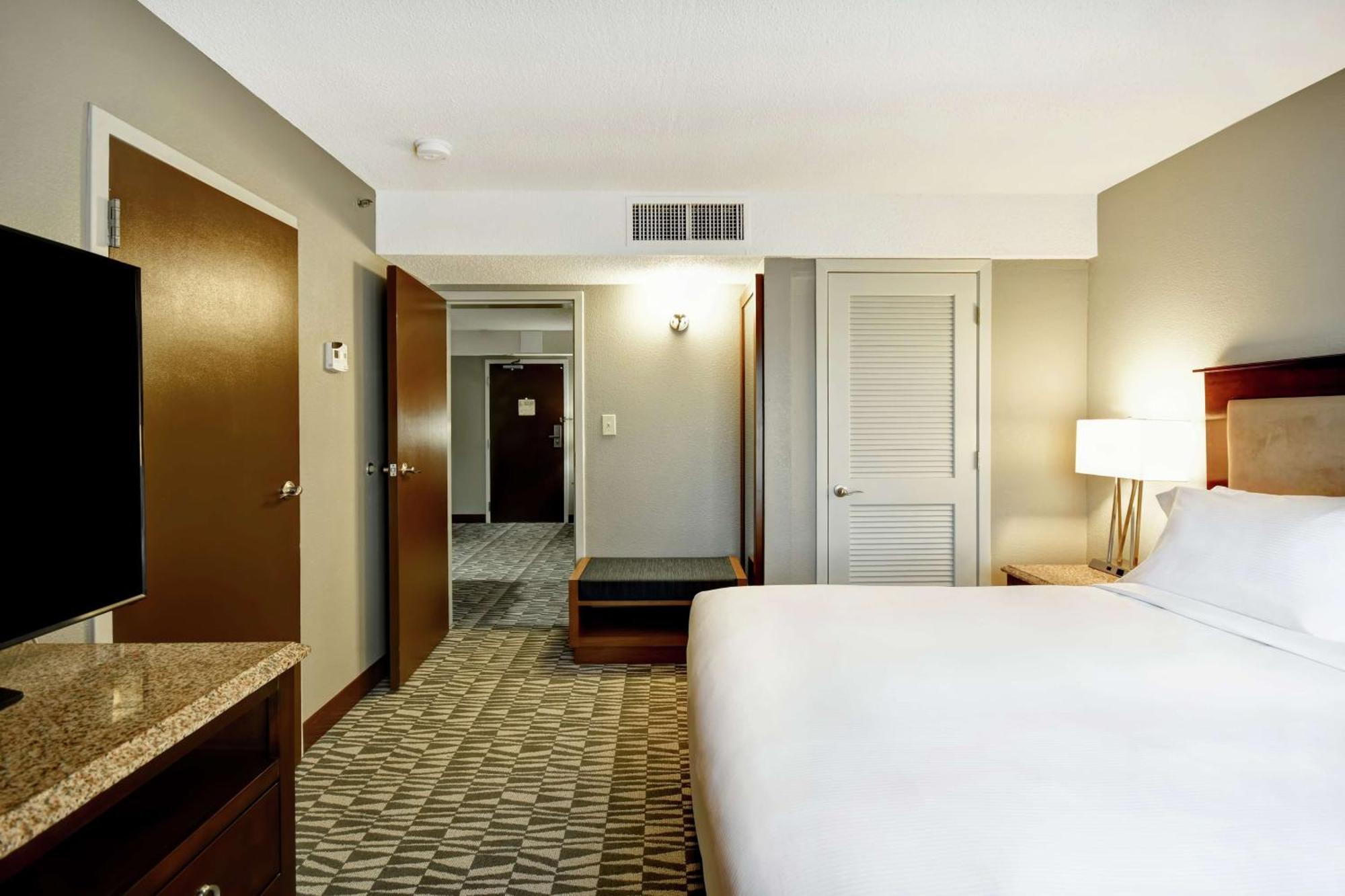 Doubletree By Hilton Augusta Hotel Exterior photo